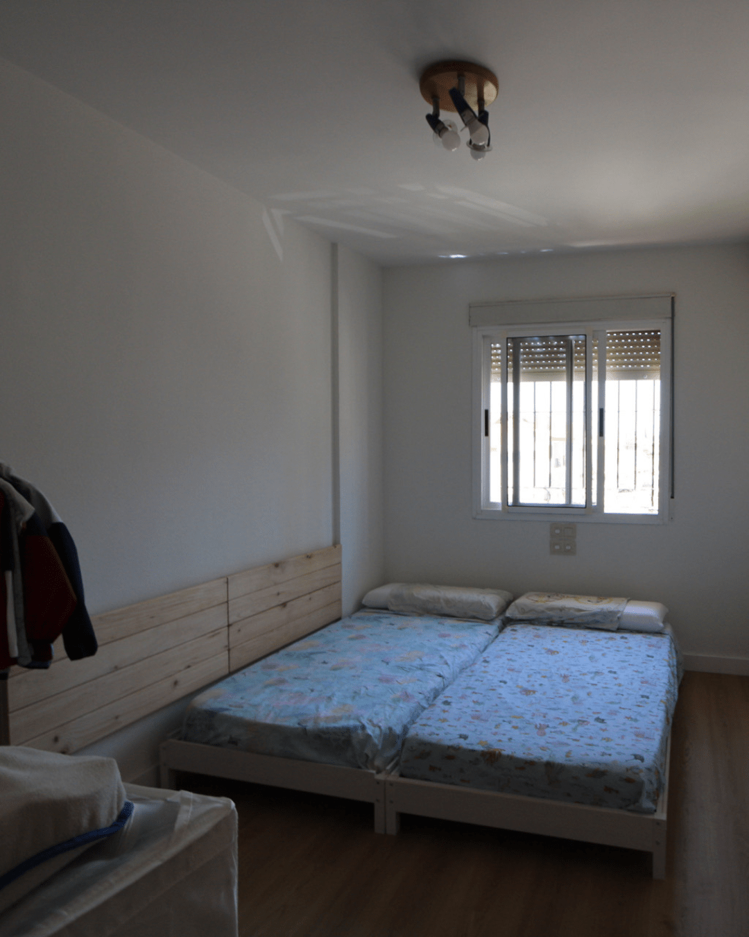 Dormitorio infantil Roar & Order — Estado inicial 2