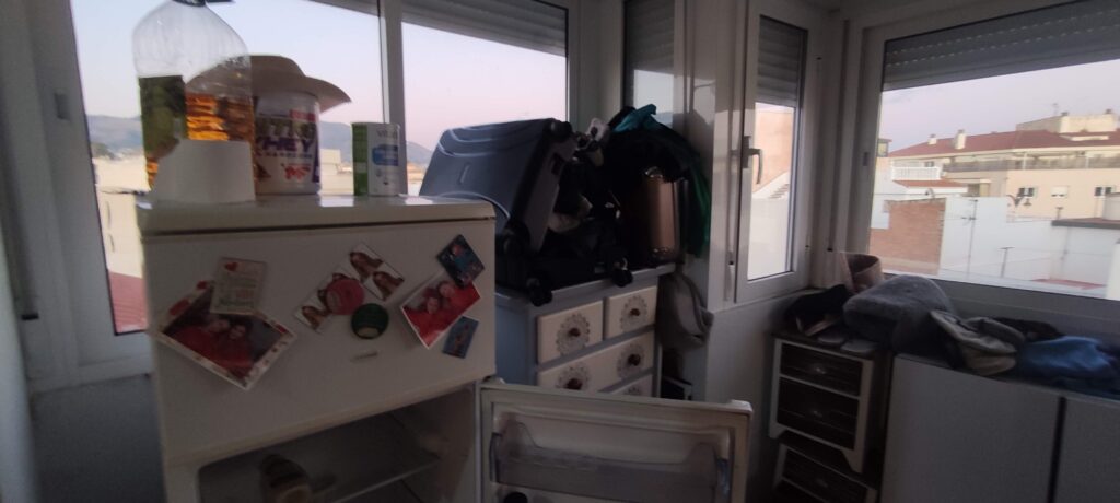 Modernización de apartamento contemporáneo en la Costa del Sol — Estado inicial 3